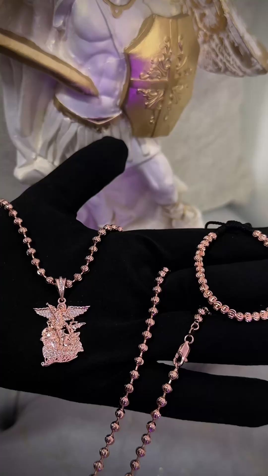 cadena tejido militar diamantado en oro laminado 18K con arcangel san miguel